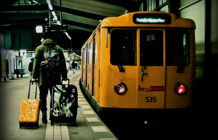 crash-baggage-station